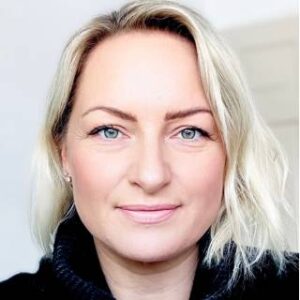 nicky-thackray-women-in-leadership-the-power-within-training-construction